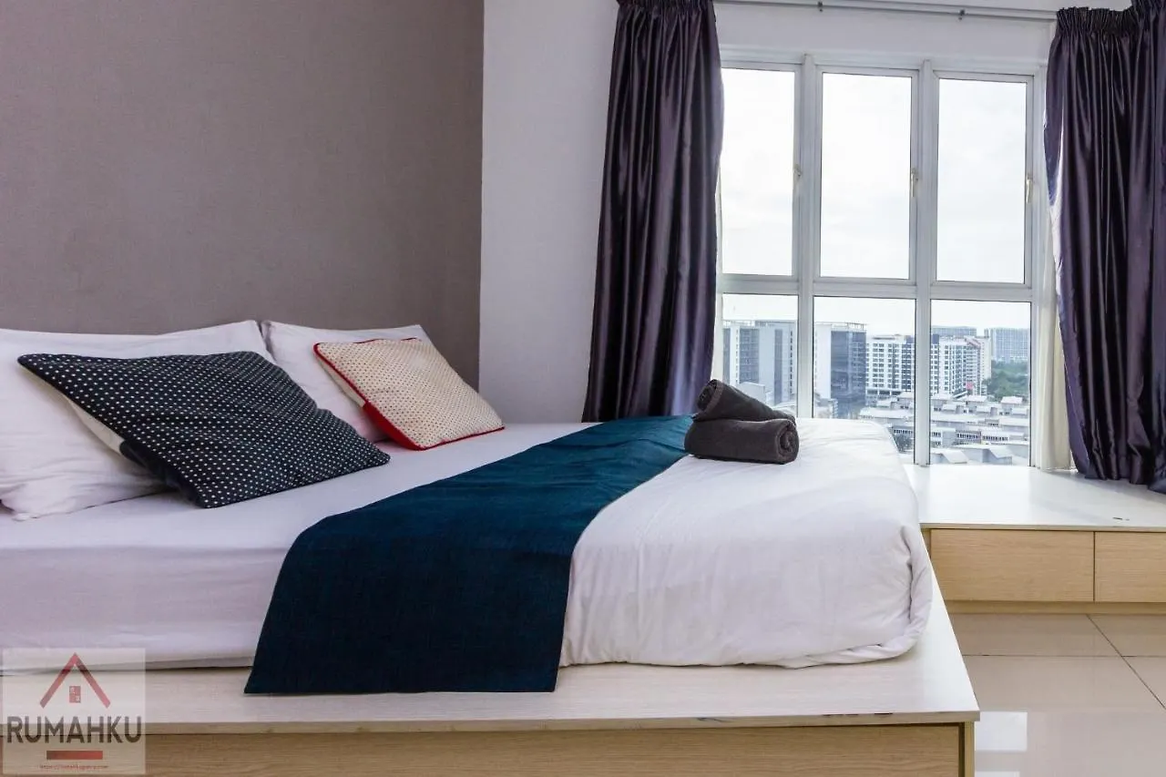 Apartment Rumahku Lrt At Ara Damansara, Petaling Jaya, Near Subang Airport & Malls